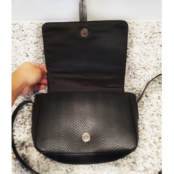 Express Black Faux Leather Pattern Crossbo… - Picture 4 of 6